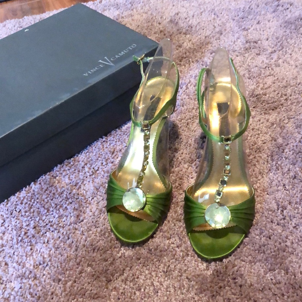 Vince Camuto green satin sandals with jewels